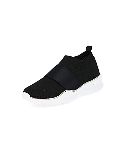 360 degree animation of product Black RI knitted runner trainers frame-0