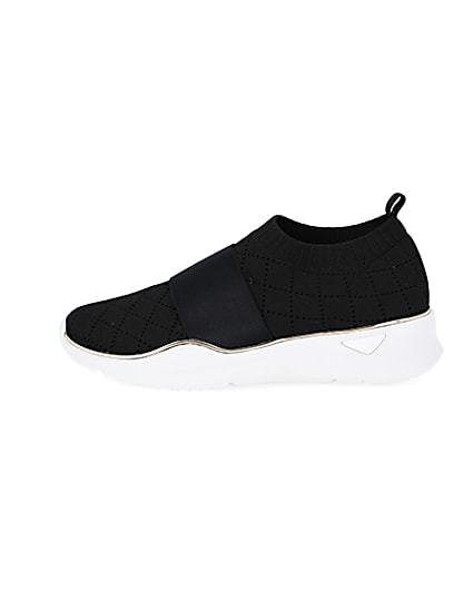 360 degree animation of product Black RI knitted runner trainers frame-3