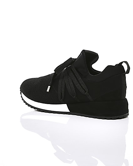 360 degree animation of product Black RI lace up runner trainers frame-19