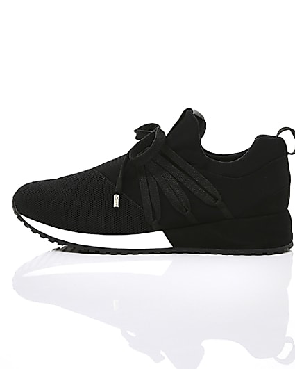 360 degree animation of product Black RI lace up runner trainers frame-21