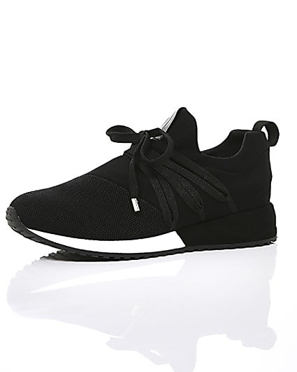 360 degree animation of product Black RI lace up runner trainers frame-23