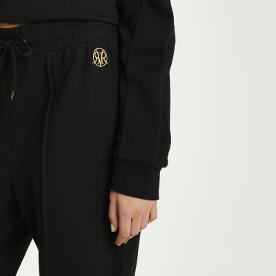 Black RI logo seam detail joggers