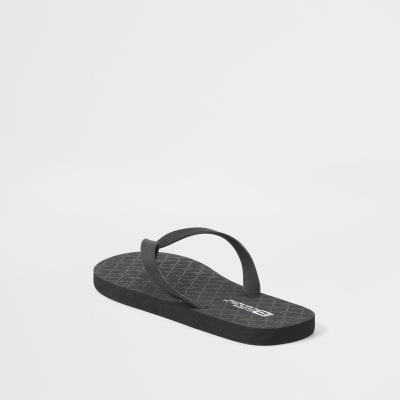 river island mens flip flops