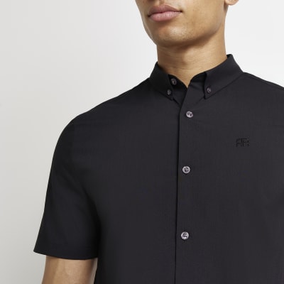 Black RR Muscle fit short sleeve shirt