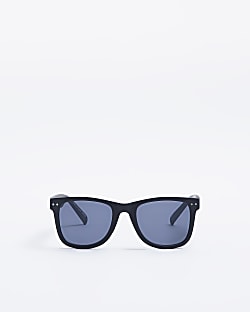 Black rubber frame square sunglasses