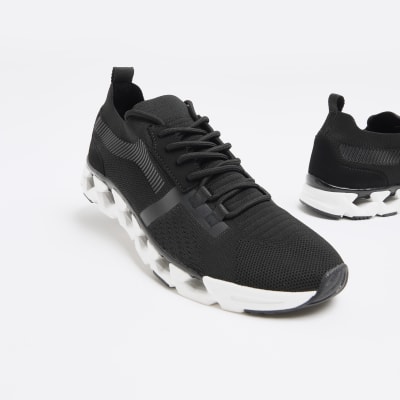 Black runner shoes