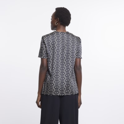 Black satin printed t-shirt