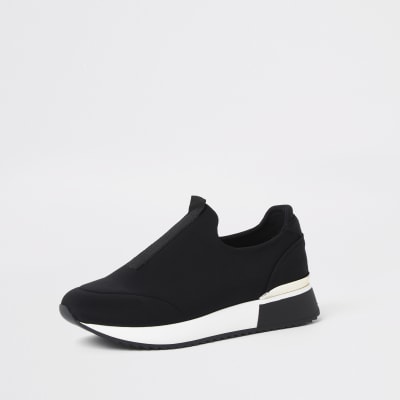 black pull on trainers