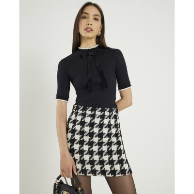 Black Short Sleeve Ribbed Bow Neck Top