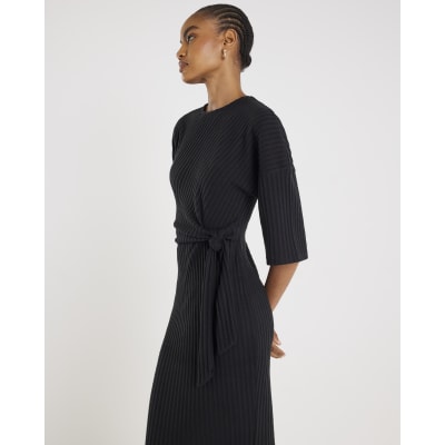 Black Short Sleeve Ribbed Cosy Midi Dress