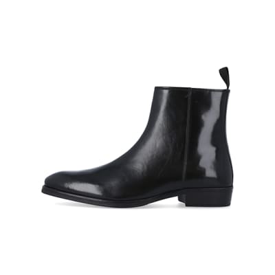 360 degree animation of product Black side zip boots frame-3