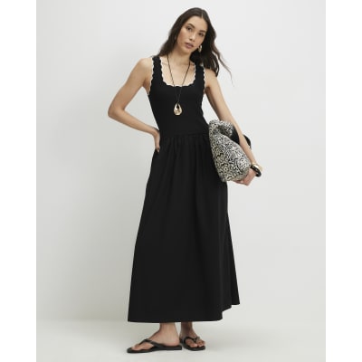 Black Sleeveless Scallop Trim Maxi Dress | River Island