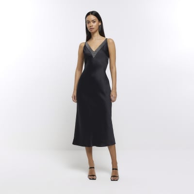 Black sleeveless slip dress
