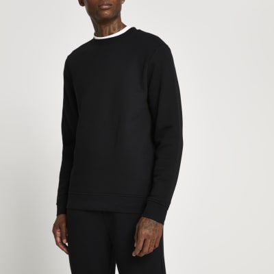 black basic sweatshirt