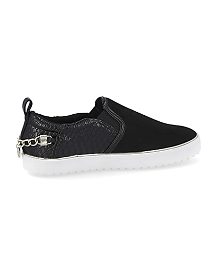 360 degree animation of product Black slip on chain trainers frame-14