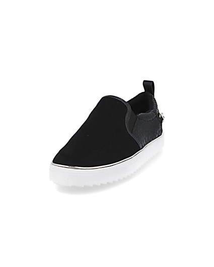 360 degree animation of product Black slip on chain trainers frame-23