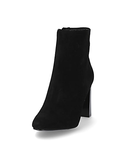 360 degree animation of product Black smart heeled ankle boots frame-23
