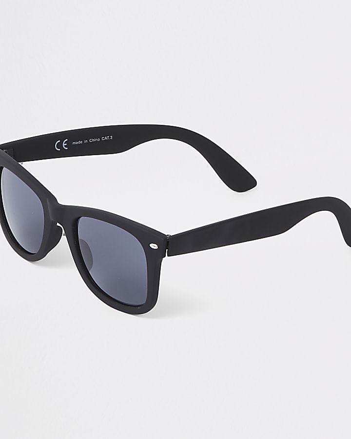 Black smoke lens retro square sunglasses