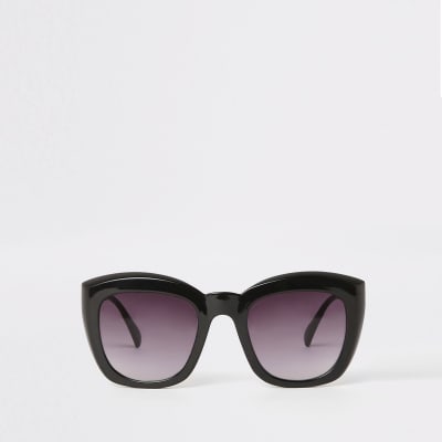 Black smoke lens square glam sunglasses 