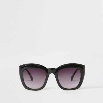 Black smoke lens square glam sunglasses | River Island