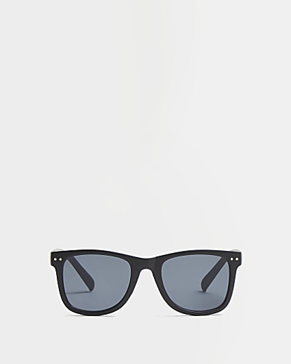 Black square frame sunglasses