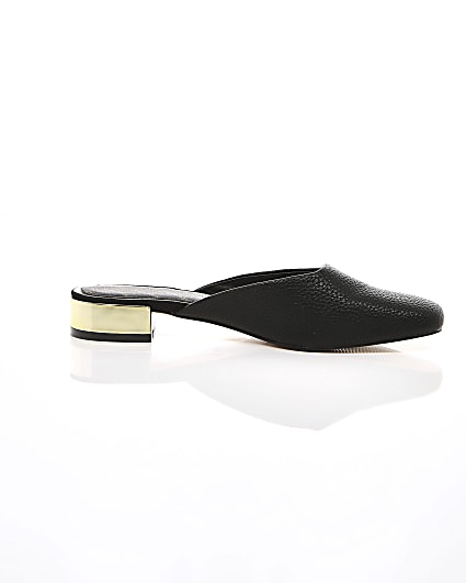 360 degree animation of product Black square toe backless loafers frame-9