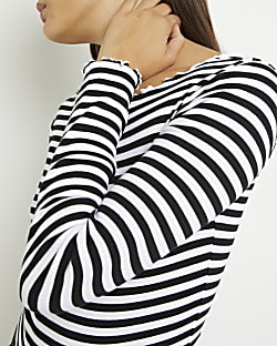 Black stripe frill long sleeve top