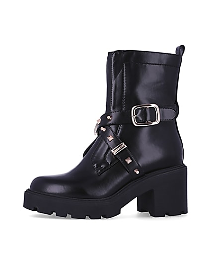 360 degree animation of product Black studded heeled ankle boots frame-2