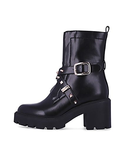 360 degree animation of product Black studded heeled ankle boots frame-3