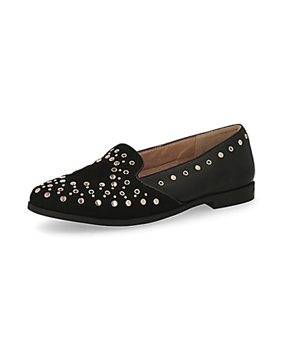 360 degree animation of product Black studded loafers frame-1
