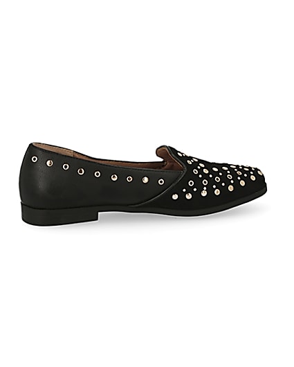 360 degree animation of product Black studded loafers frame-14