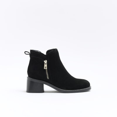 Black suede low store boots