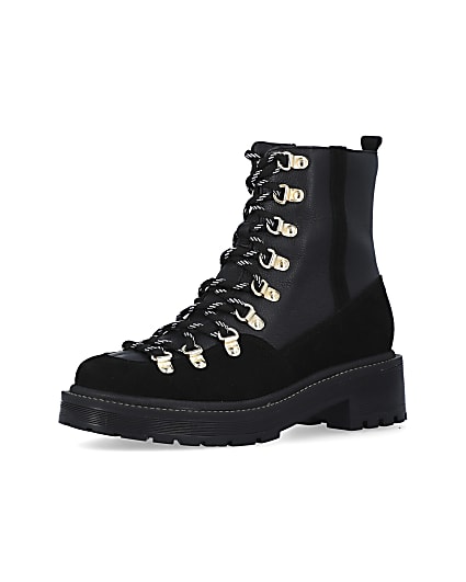 360 degree animation of product Black suede lace up hiker boots frame-1