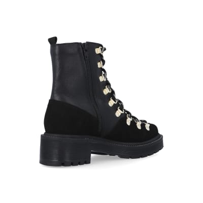 360 degree animation of product Black suede lace up hiker boots frame-12