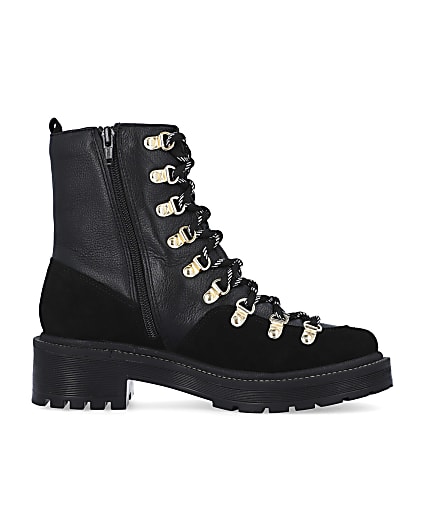 360 degree animation of product Black suede lace up hiker boots frame-15