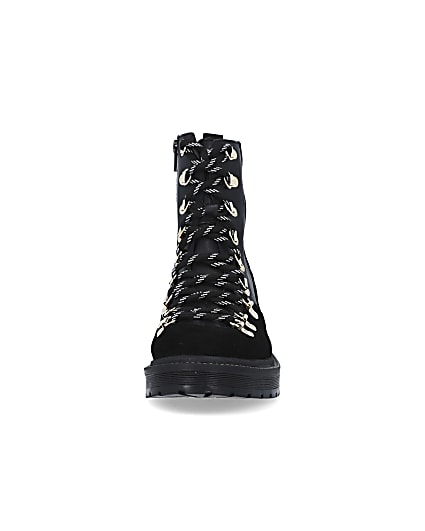 360 degree animation of product Black suede lace up hiker boots frame-21