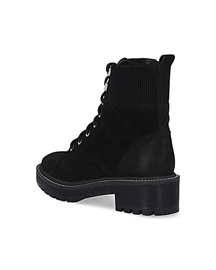 360 degree animation of product Black suede quilted hiking boots frame-6