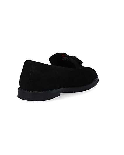 360 degree animation of product Black suede tassel loafers frame-11