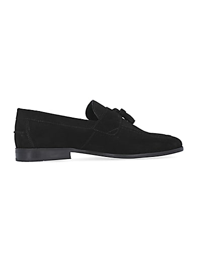 360 degree animation of product Black Suede Tassel Loafers frame-14