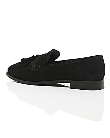 360 degree animation of product Black suede tassel loafers frame-20