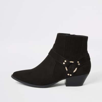 classic buckle mini suede boots