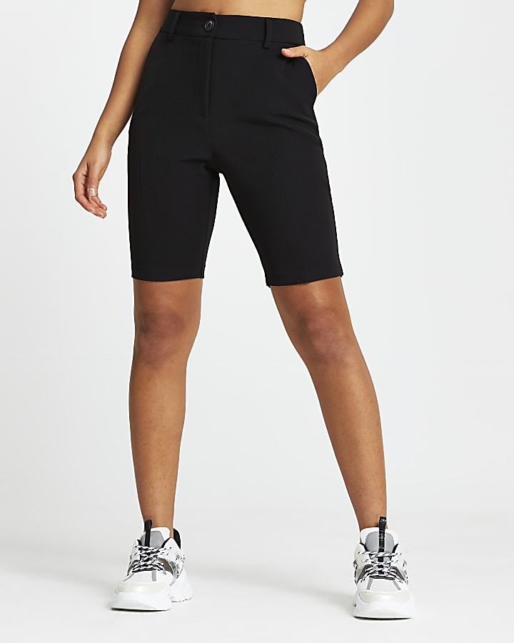 Black tailored cycling shorts