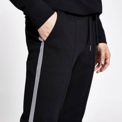 black smart joggers