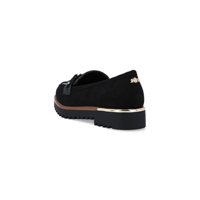 360 degree animation of product Black tassel detail loafers frame-7
