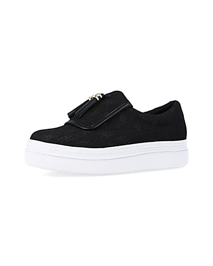 360 degree animation of product Black tassel faux leather trainers frame-1