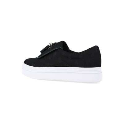 360 degree animation of product Black tassel faux leather trainers frame-5