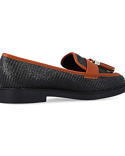 360 degree animation of product Black tassel trim loafers frame-13