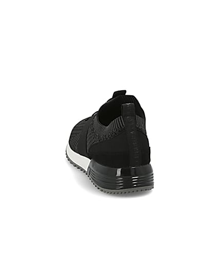 360 degree animation of product Black textured knit runner trainers frame-8