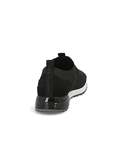 360 degree animation of product Black textured knit runner trainers frame-10