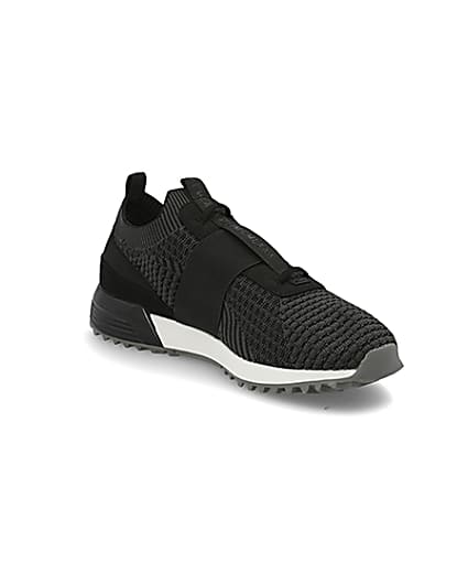 360 degree animation of product Black textured knit runner trainers frame-18